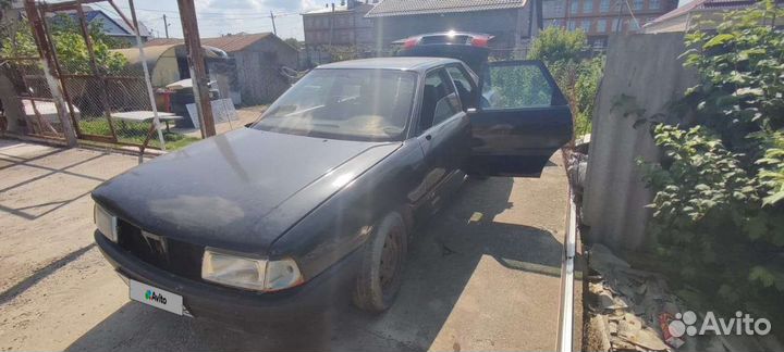 Audi 80 1.6 МТ, 1988, битый, 180 000 км