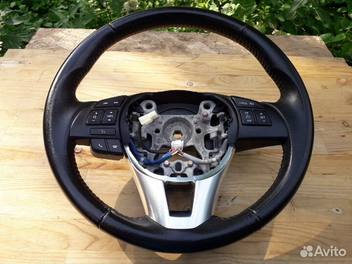 Рулевое колесо Mazda CX-5