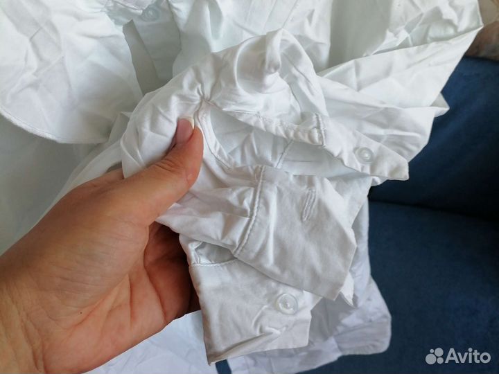 Белые школьные рубашки