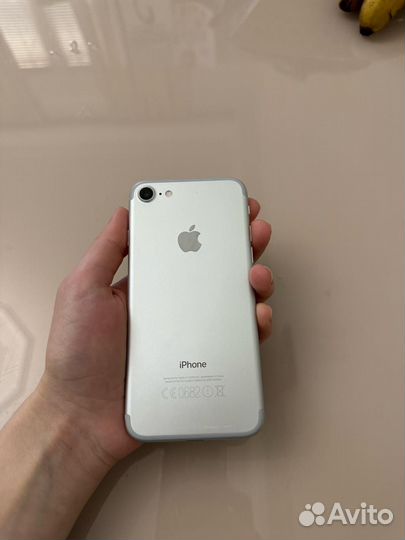 iPhone 7, 128 ГБ