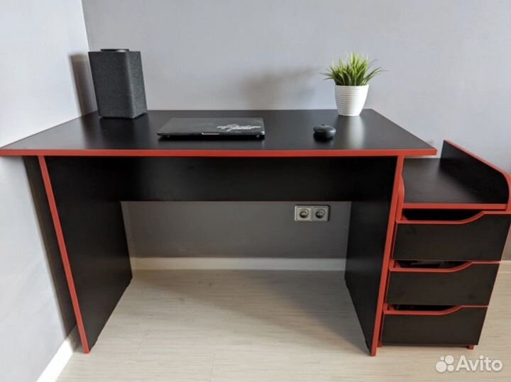 Новый Стол компьютерный Lait