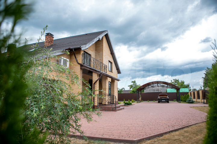 Коттедж 280 м² на участке 35 сот.