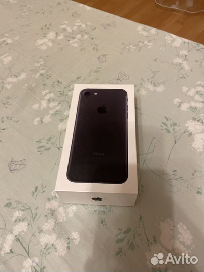 iPhone 7, 32 ГБ