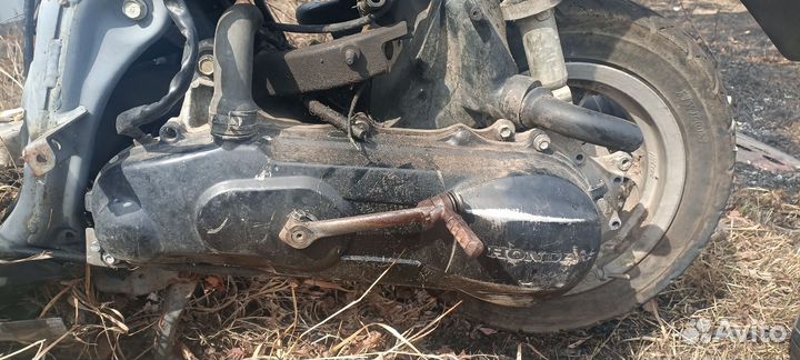 Продам мотик скутер на запчасти