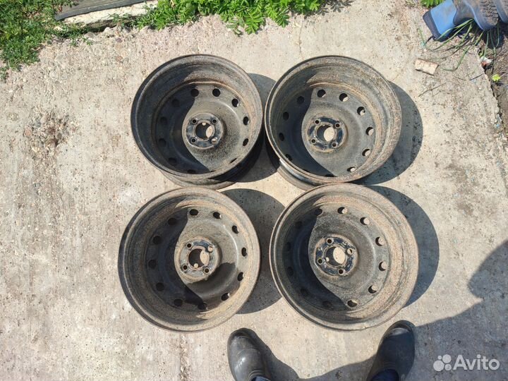 Диски штамповка R15 Nissan Almera