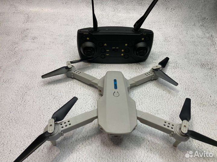 Квадрокоптер дрон с камерой