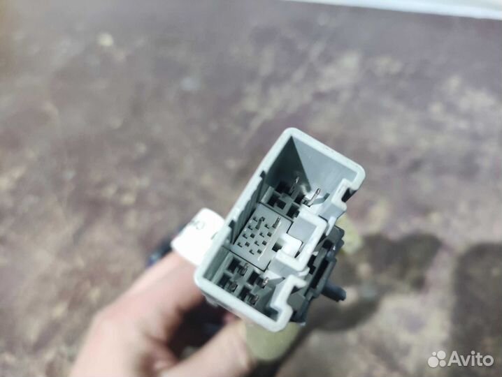 Проводка консоли между сидений Mazda CX-7