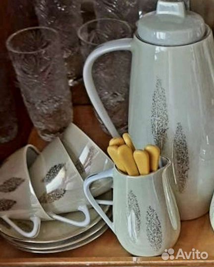 Кофейный сервиз перламутовый с оттенком ГДР