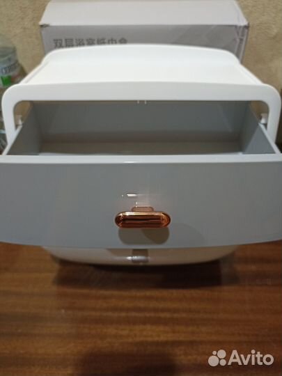 Держатель для туалетной бумаги с полкой и ящиком