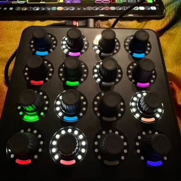 Midi Fighter Twister dj techtools