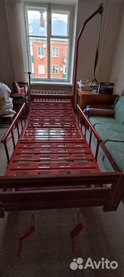 Кровать для лежачих больных бу