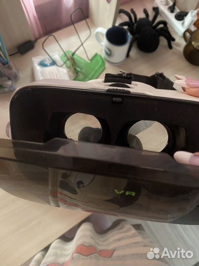Очки виртуальной реальности для телефона