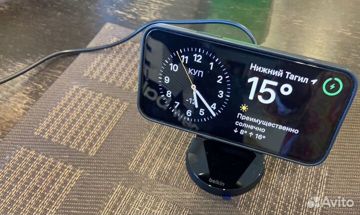 Беспроводные зарядные устройство MagSafe