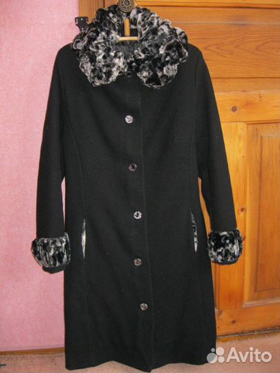Продаю новое драповое пальто