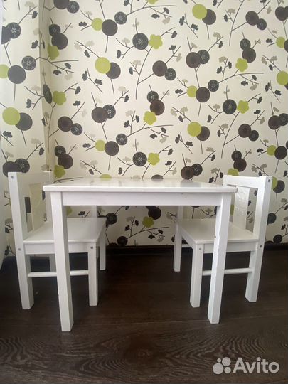 Столик и стульчики IKEA