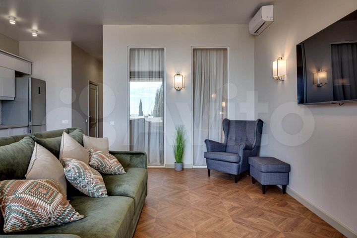 3-к. квартира, 91 м², 2/12 эт.