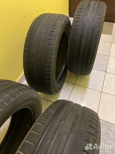 Nokian Tyres Hakka Black SUV 235/60 R18 107W