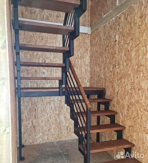 Лестница на второй этаж