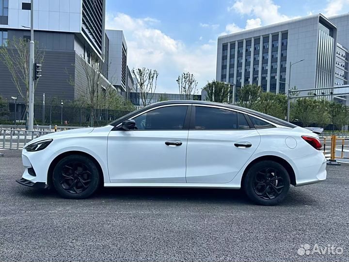 MG 5 1.5 CVT, 2021, 13 000 км