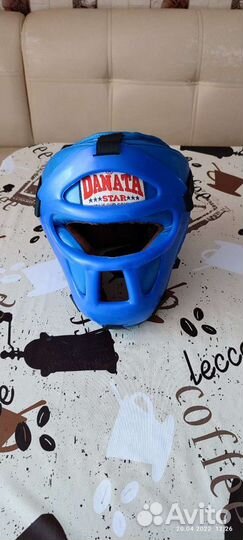 Шлем для единоборств