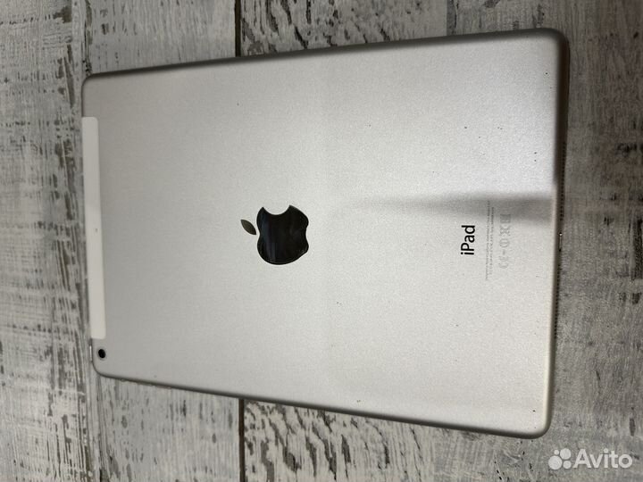 Apple iPad Air 64Gb Wi-Fi + Cellular MD796RU/A