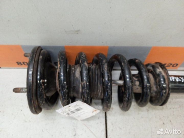 Амортизатор передний Mitsubishi Pajero Sport