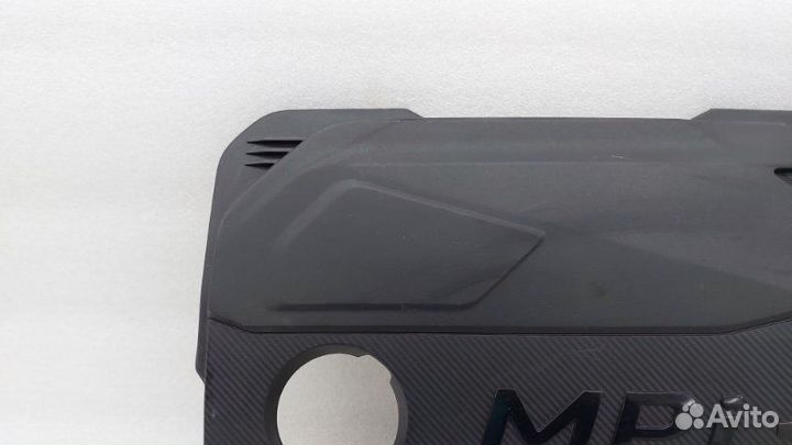 Б/У Б/У Накладка двигателя (декоративная)