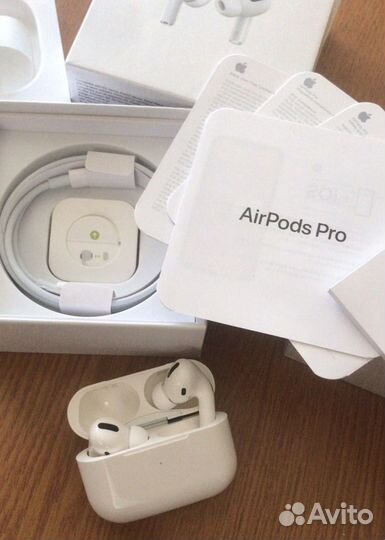 Apple AirPods Pro новые