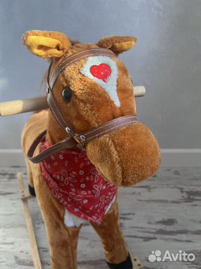 Детская качалка лошадь