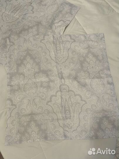 Покрывало с двумя наволочками