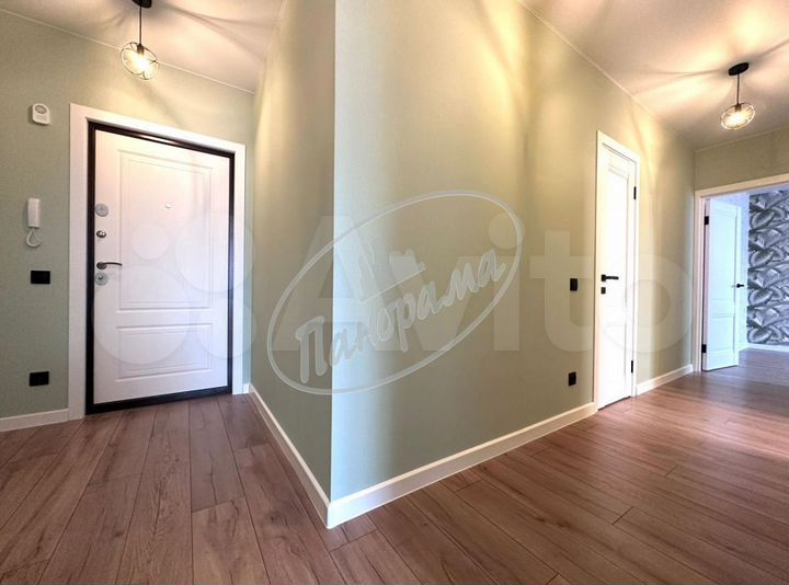 2-к. квартира, 57 м², 4/10 эт.