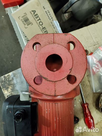 Циркуляционный насос grundfos UPS 32-120F