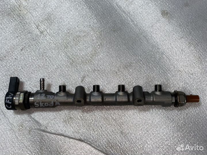 Рампа Топливная 1.2tdi CFW Skoda Fabia