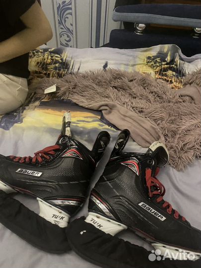 Коньки хоккейные