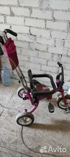 Детский велосипед с ручкой
