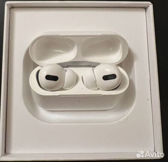 Apple AirPods Pro белый скидка