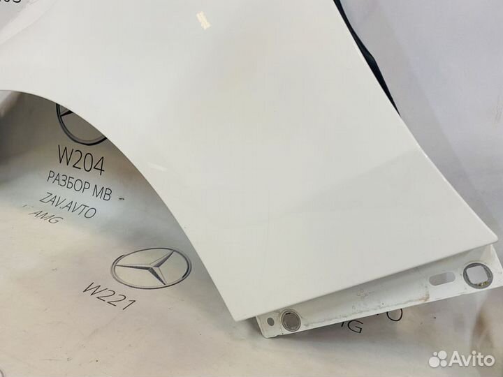 Крыло переднее левое Mercedes W212 рест