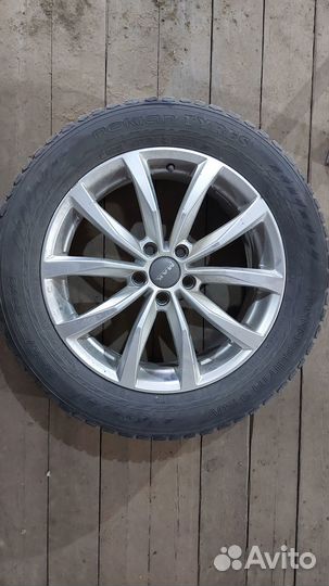 Nokian Tyres Hakkapeliitta 9 SUV 235/55 R18