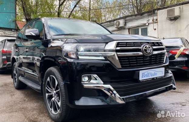 Комплект обвесов Land Cruiser 200 Lounge 2021