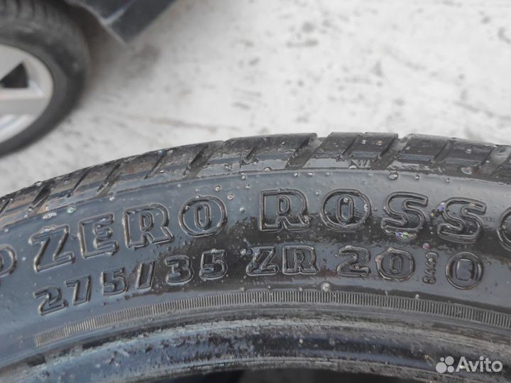 Pirelli P Zero Rosso 275/35 R20 ZR