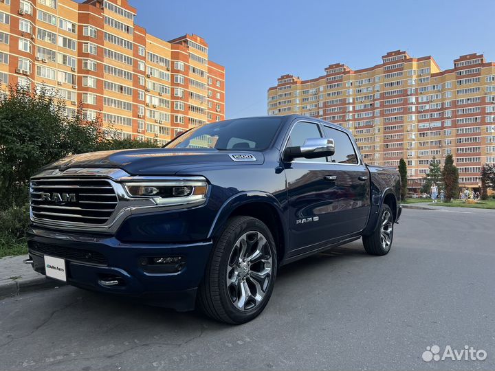 RAM 1500 5.7 AT, 2022, 30 800 км