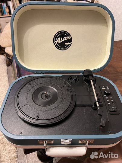 Проигрыватель винила