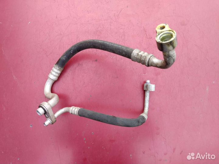 Трубки кондиционера Opel Astra H Zafira B 13100322