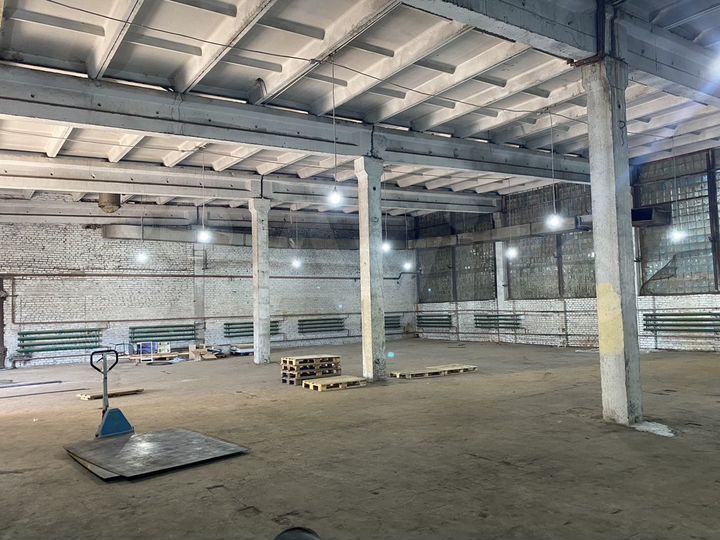 Склад 563 м² с эстакадой