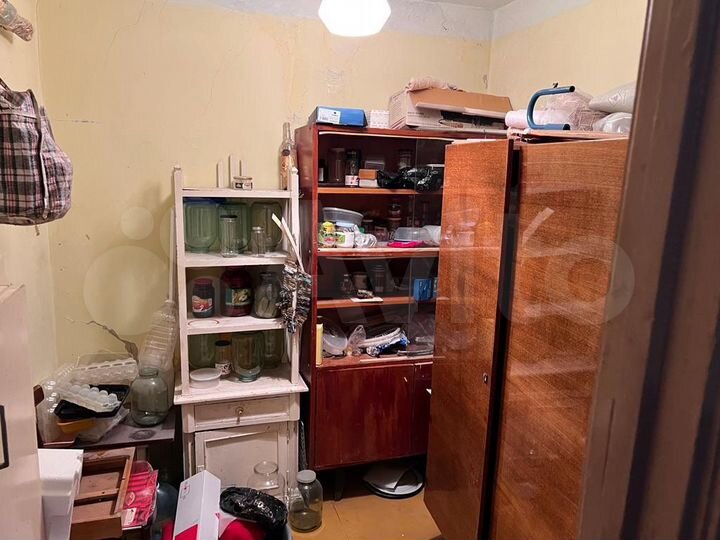 3-к. квартира, 56 м², 3/5 эт.