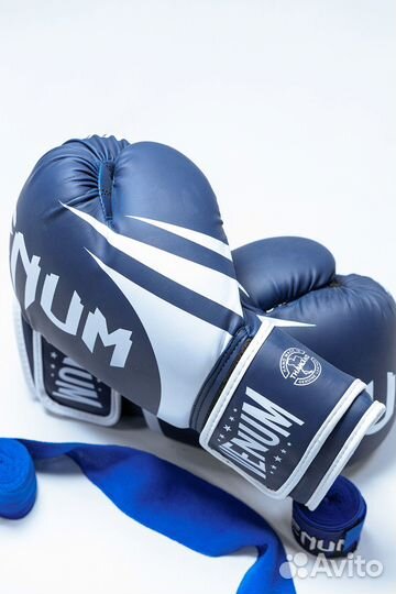 Боксерские перчатки Venum Blue