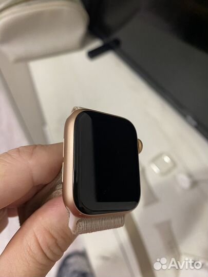 Часы apple watch se 40 mm