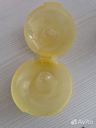 Накладки на грудь medela