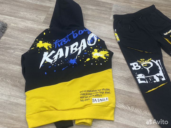 Спортивный костюм для мальчика 152-156