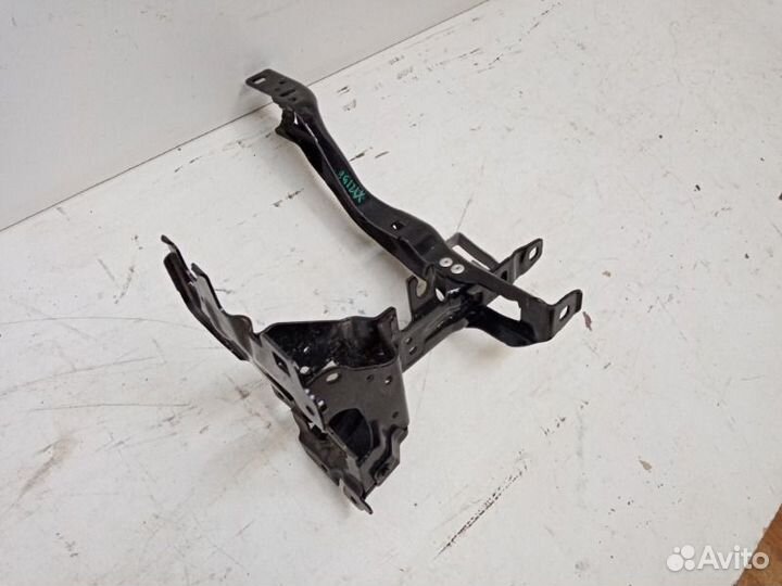 Крепление фары переднее правое Bmw 5Er G30 2016